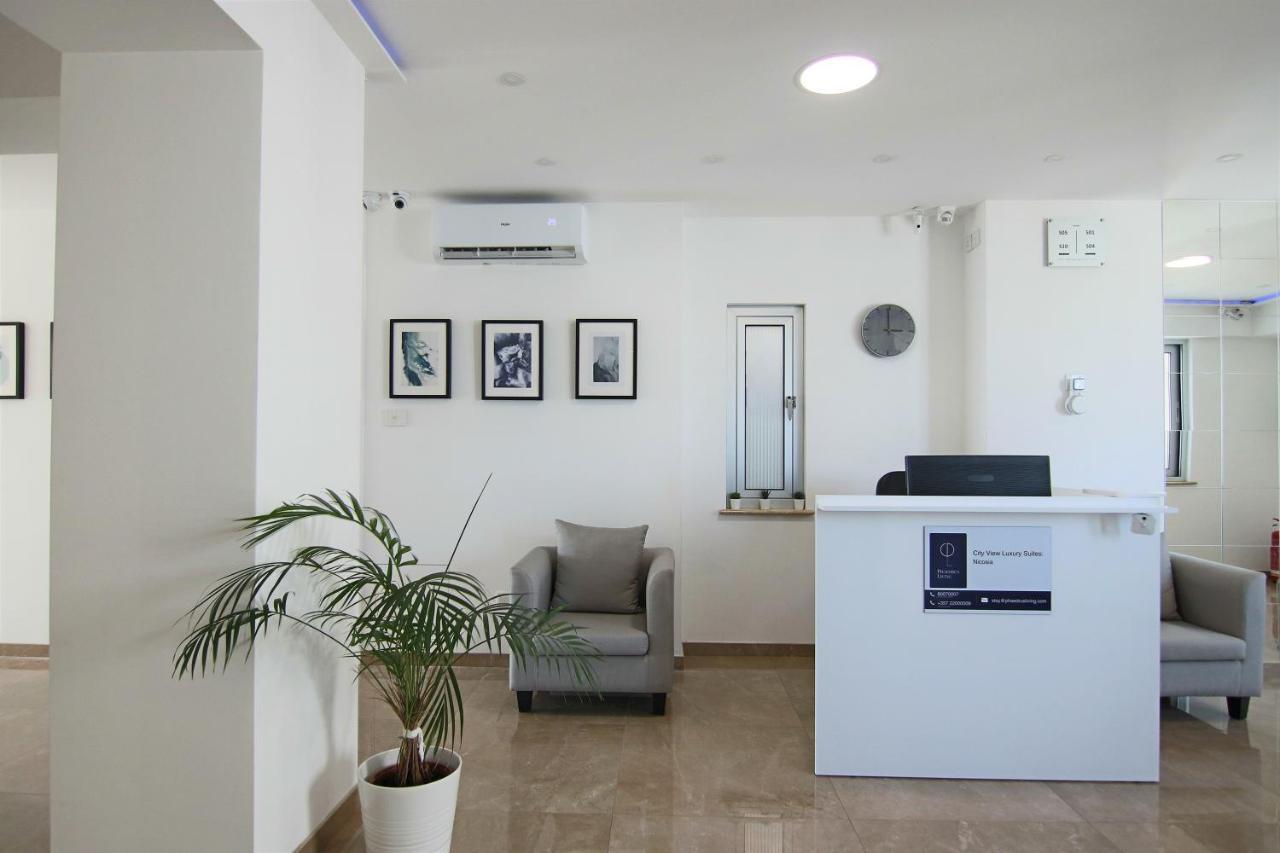 Phaedrus Living: Luxury Suite Nicosia 505 Buitenkant foto